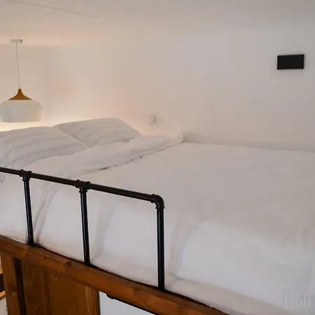 Апартаменти Loft Bed Studio