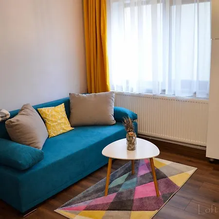 Апартаменти Loft Bed Studio *